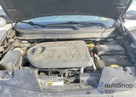 2015 Jeep Cherokee Latitude из США, поврежденный, VIN 1C4PJMCS8FW729952